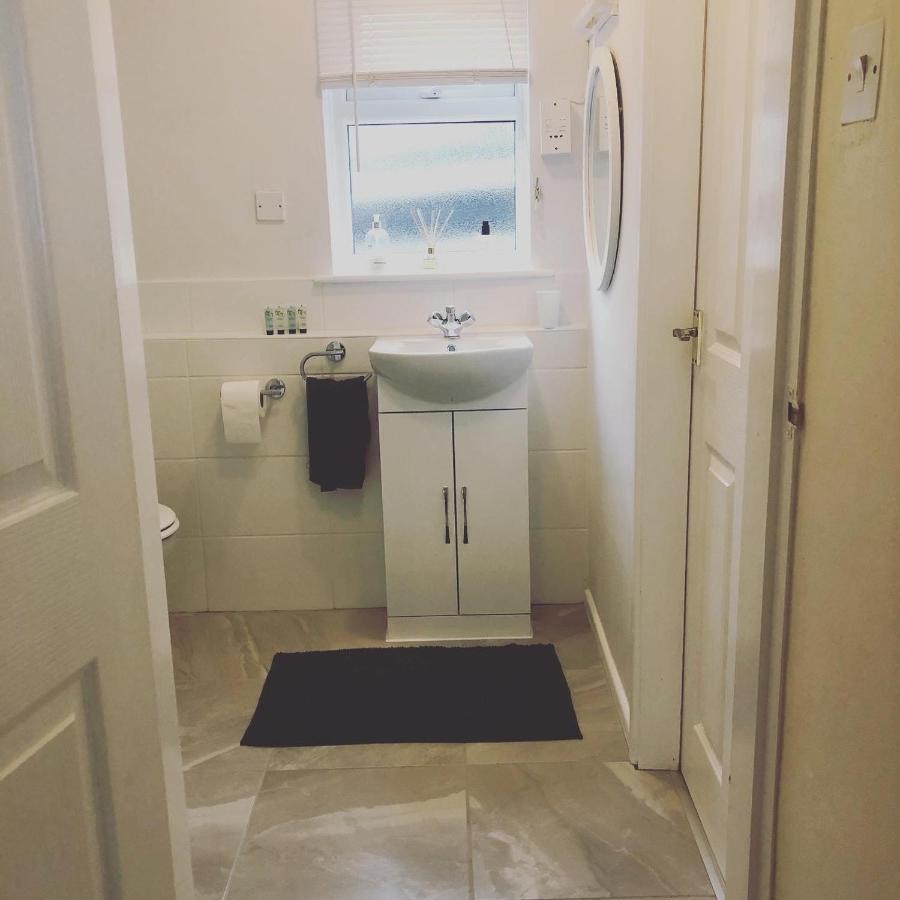 Little Park Holiday Homes Self Catering Cottages 1 & 2 Bedrooms Available Close To Tutbury Castle エクステリア 写真