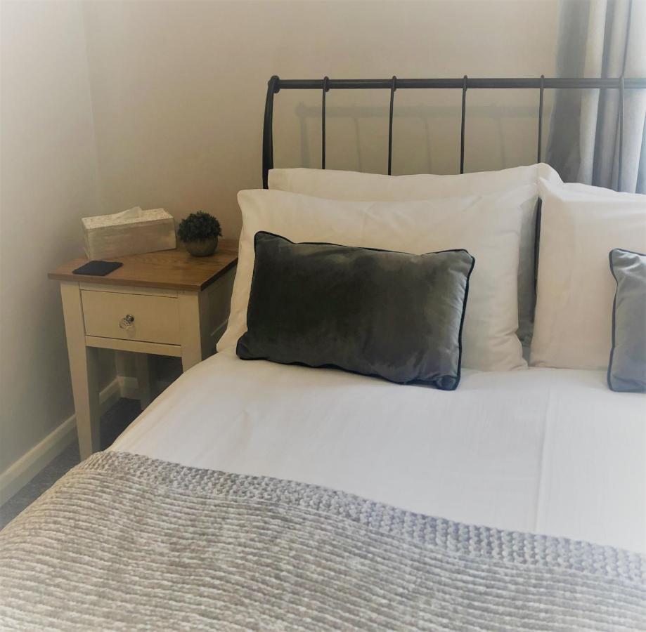 Little Park Holiday Homes Self Catering Cottages 1 & 2 Bedrooms Available Close To Tutbury Castle エクステリア 写真