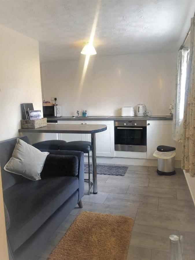 Little Park Holiday Homes Self Catering Cottages 1 & 2 Bedrooms Available Close To Tutbury Castle エクステリア 写真