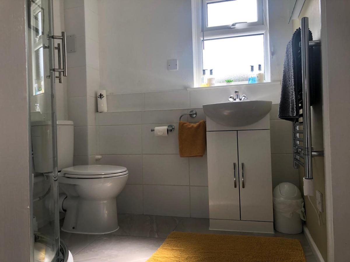 Little Park Holiday Homes Self Catering Cottages 1 & 2 Bedrooms Available Close To Tutbury Castle エクステリア 写真